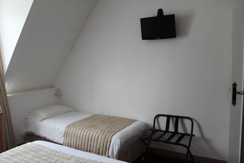 Hotel Moderne Gisors Buitenkant foto