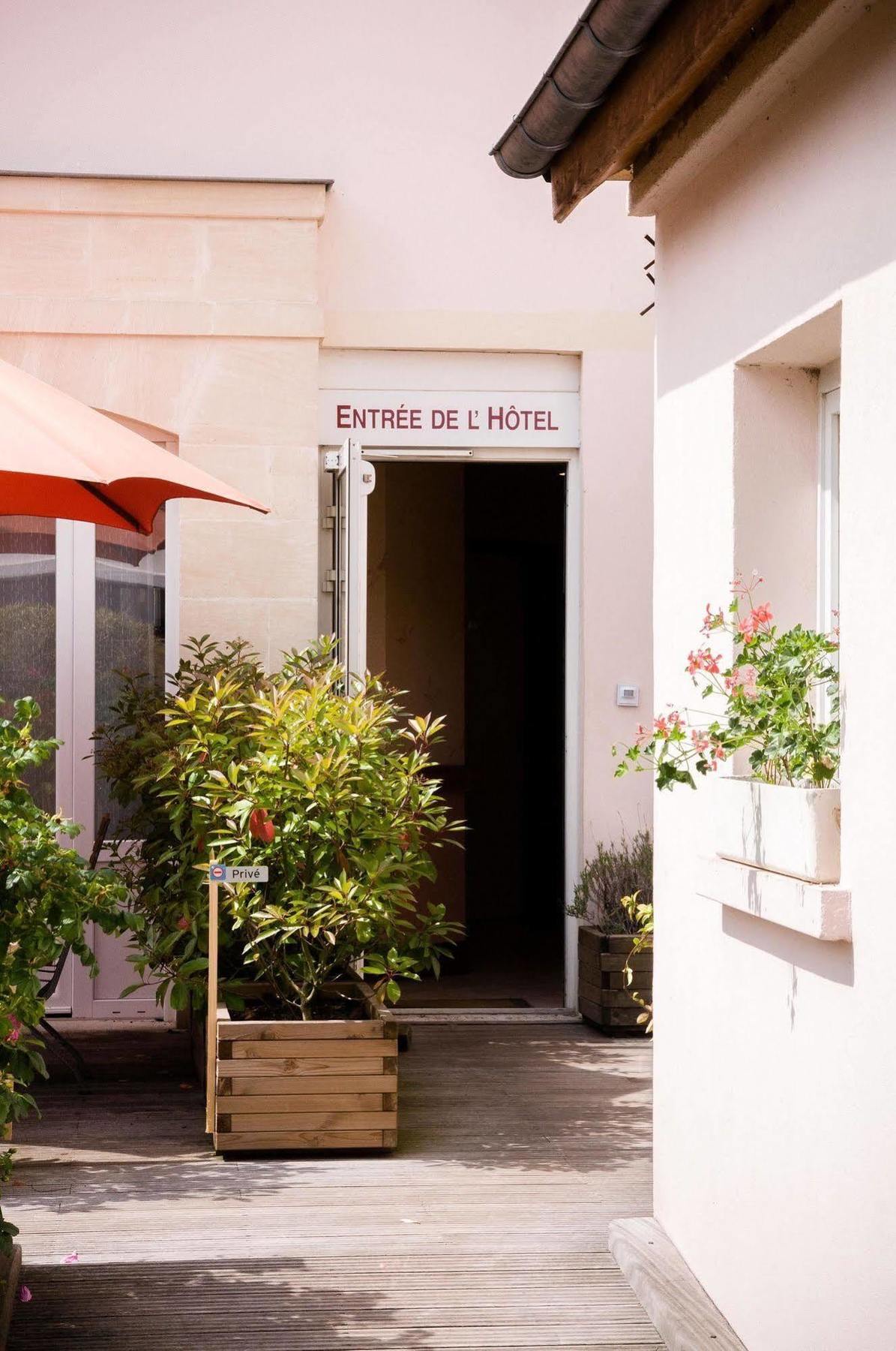Hotel Moderne Gisors Buitenkant foto